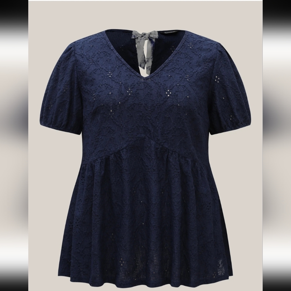 BNWT Bloomchic Navy Back Tie Bow Lace Peplum Top 14‑16 Romantic Boho - Picture 12 of 13